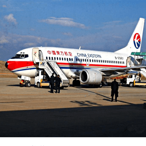 乌兰察布机场空运航空快运业稳步发展的原因是什么？